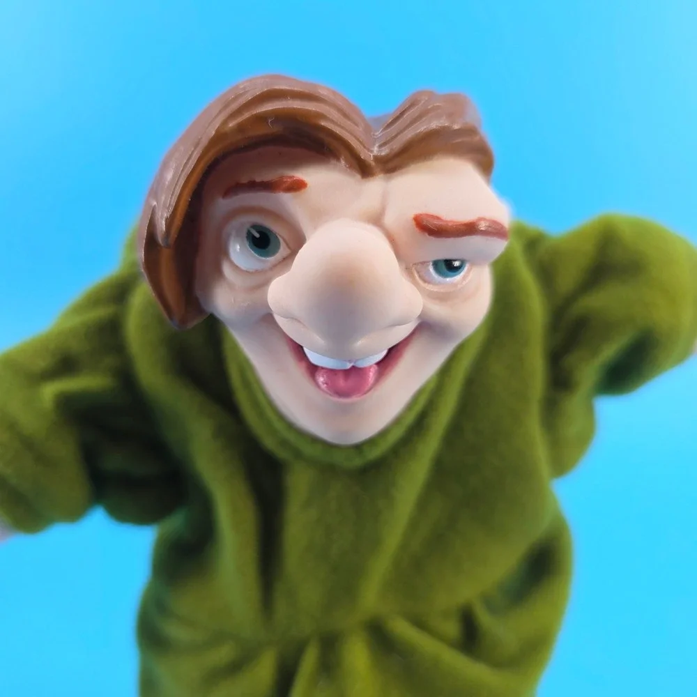 Disney Hunchback of Notre Dame Quasimodo Burger King Plush Finger Puppet Doll 9